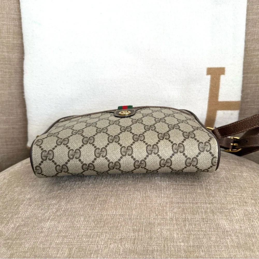 Gucci authentic brown monogram coated canvas crossbody bag brown leather - Picture 7 of 16